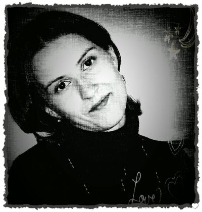  ,   Helenaleks, 40 ,  
