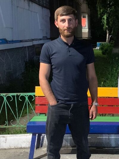  ,   Valer, 26 ,   ,   