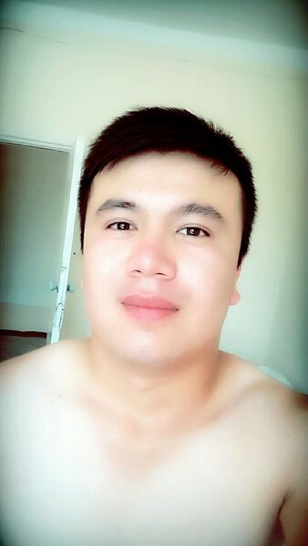  ,   Akbarshox, 32 ,   ,   , c 