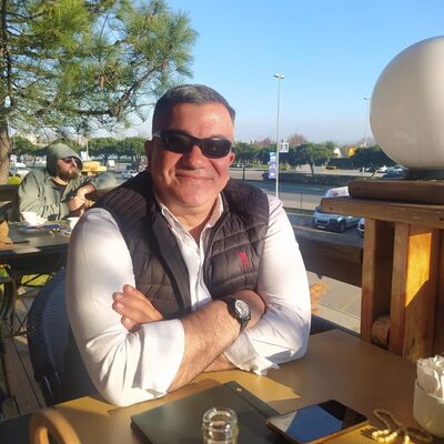  ,   Erik, 49 ,   ,   