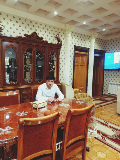  ,   Armen, 31 ,   ,   