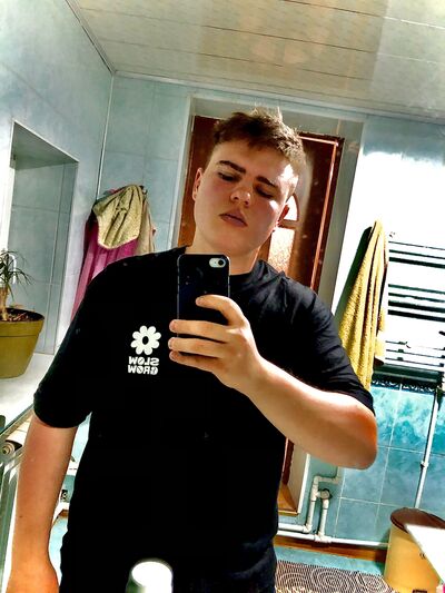  ,   Kristi, 23 ,   ,   