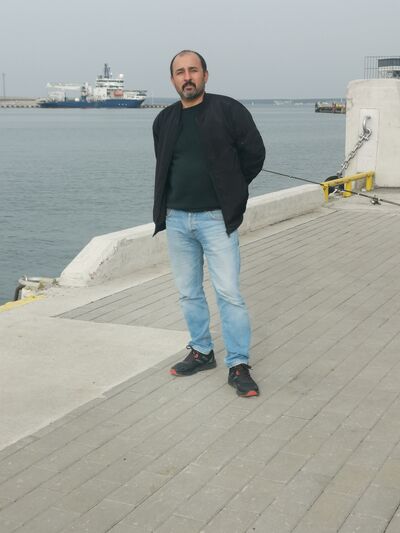  ,   Hasan, 42 ,   ,   