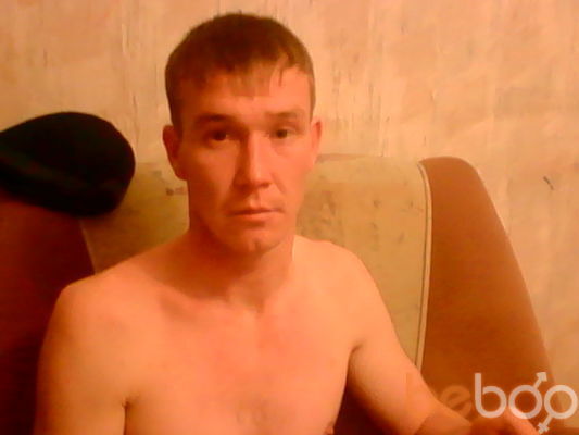  ,   Viktor, 40 ,  