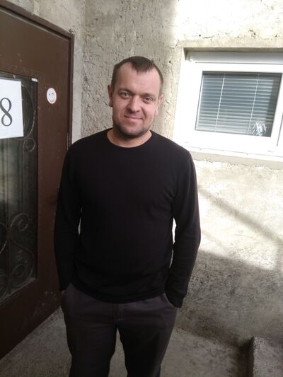  ,   Mihail, 43 ,   , 