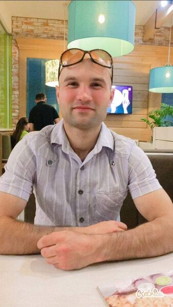  ,   Miron, 37 ,   ,   