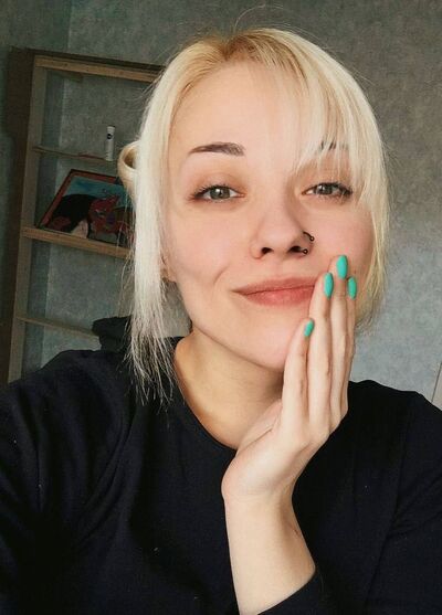  ,   Bubertta, 28 ,   
