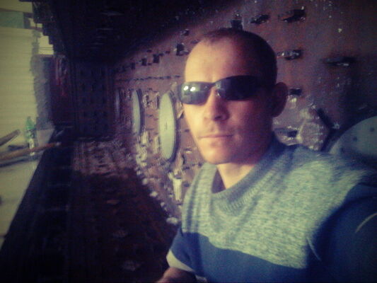  ,   Dennis, 42 ,   c , 