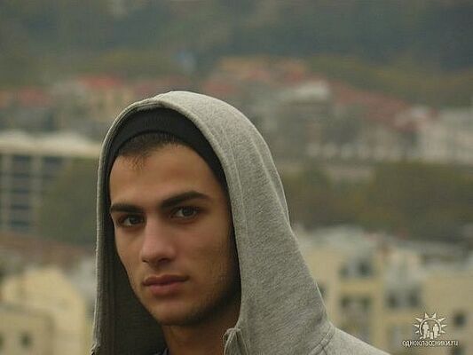  ,   Tvoy Hishnik, 29 ,   ,   