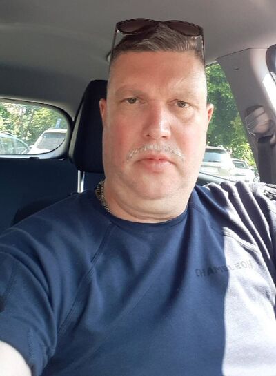  ,   Illy, 49 ,   ,   