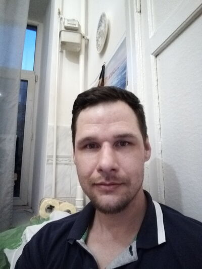  ,   Paul, 42 ,   ,   
