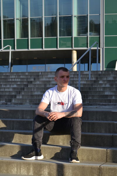  ,   , 28 ,   ,   