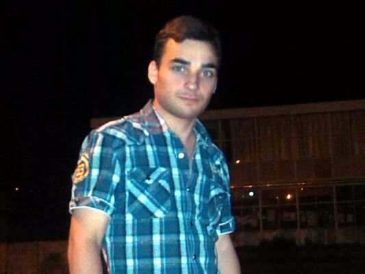  ,   Irakli, 32 ,   