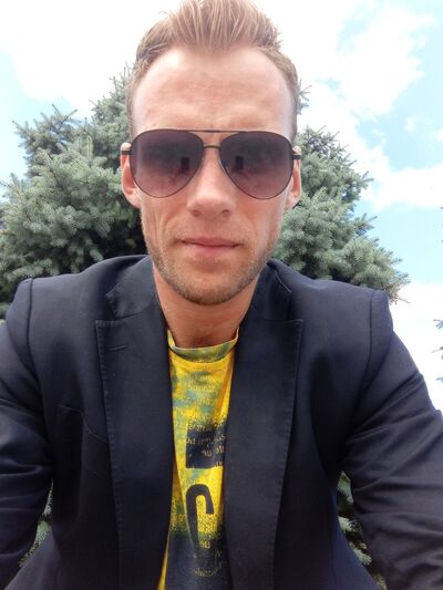  ,   Nikolya, 38 ,   ,   