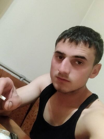  ,   Suren, 27 ,   ,   