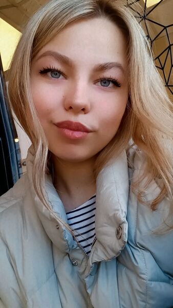  ,   Vanessa, 25 ,  