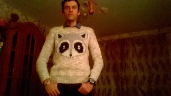  ,   Dmitri, 32 ,   ,   , c 