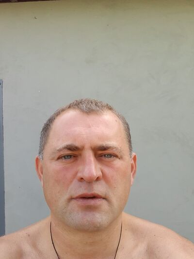  ,   Albert, 49 ,   ,   , c 