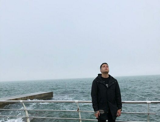  ,   Daniel, 27 ,  