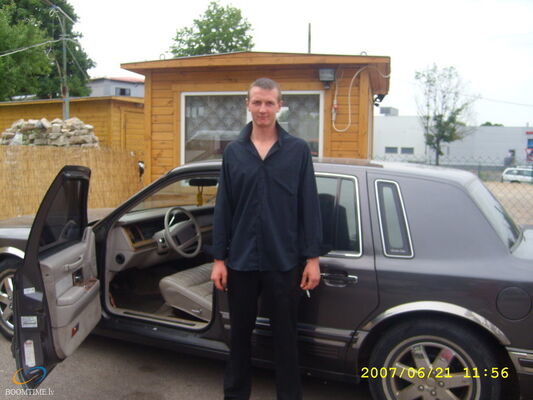  ,   Pavel, 36 ,  