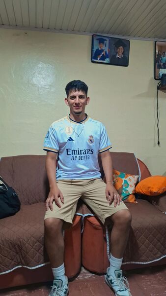  -,   Ronny, 26 ,   ,   