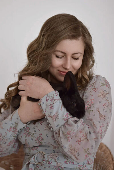  ,   Elena, 42 ,     , c 