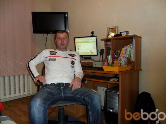  ,   Mamuka, 40 ,   