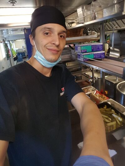  ,   Verners, 34 ,  