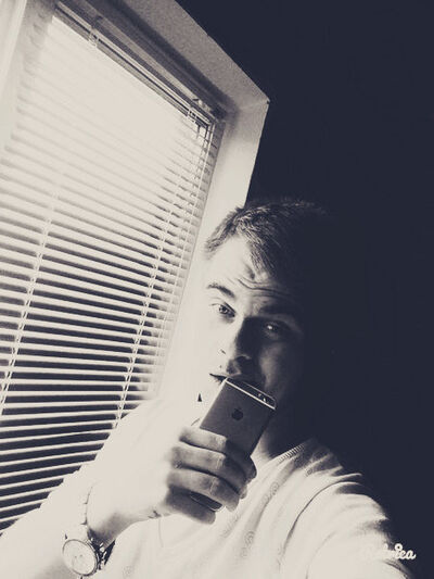 ,   Maksim, 30 ,   