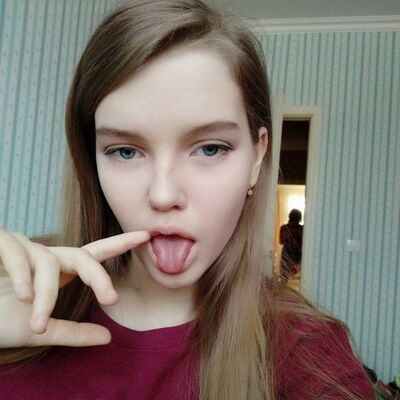  -,   Anya, 22 ,   ,   , 
