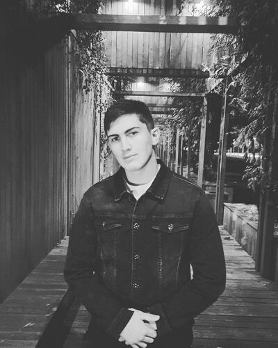  ,   Damir, 21 ,   ,   