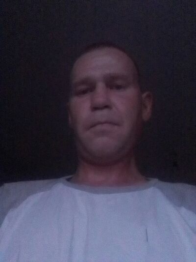  ,   Anton, 37 ,   ,   