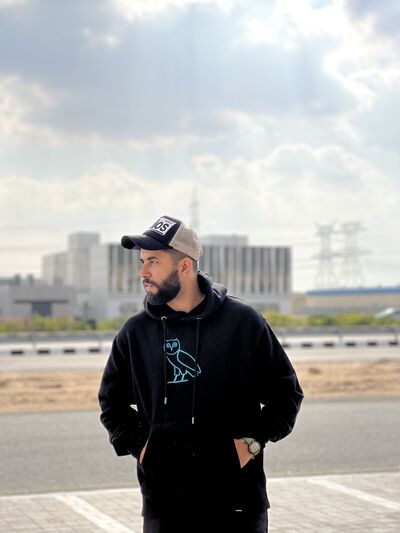  Praha,   Junaid, 25 ,   ,   