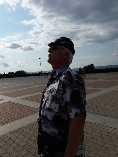  -,   , 64 ,   