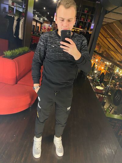  -,   Vladlen, 27 ,   ,   