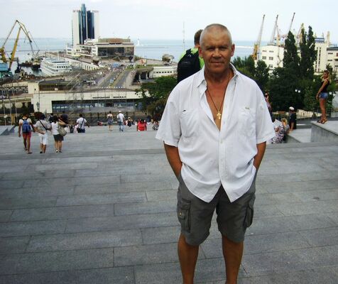  ,   Nik, 65 ,   