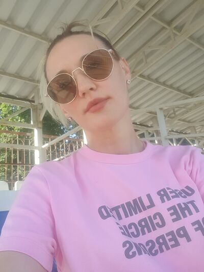  --,   , 43 ,     , c 