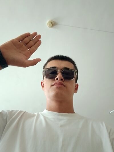  ,   Ozodbek, 21 ,     