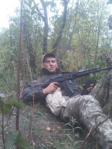  ,   Aleksej, 48 ,   