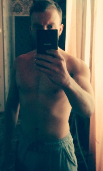  ,   Alexander, 32 ,   
