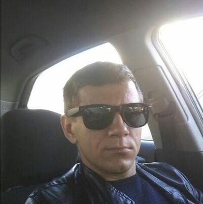  --,   Andrew, 33 ,     , c 