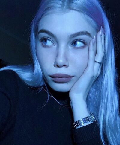  ,   Julia, 26 ,   ,   