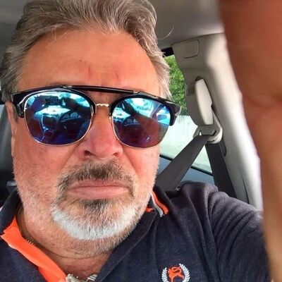  Giugliano in Campania,   Andrea, 65 ,   ,   