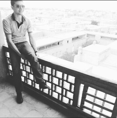  ,   Bexruz, 32 ,   ,   , c 