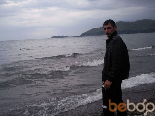  ,   Narek, 35 ,   