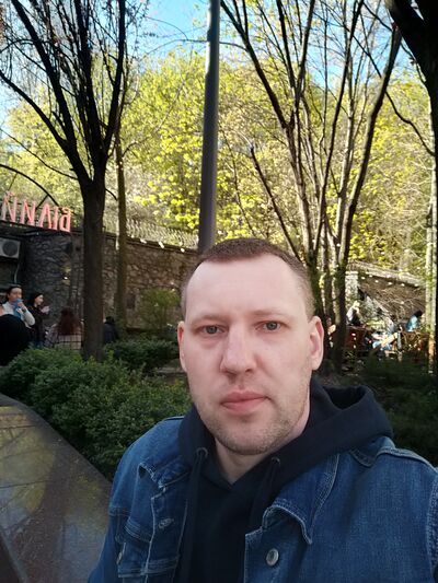  ,   Kostia, 39 ,   ,   