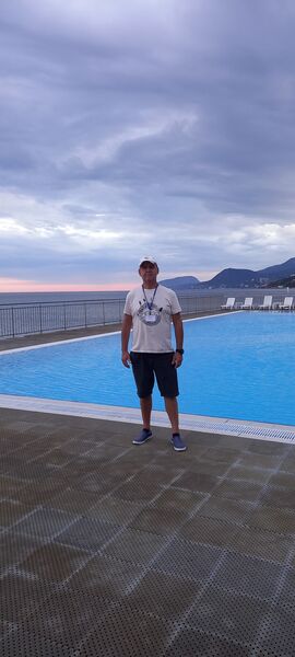  ,   Oleg, 57 ,   c 
