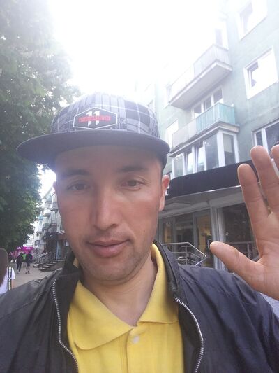  ,   Akbar, 36 ,   ,   , c 