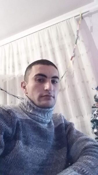  ,   Arman, 30 ,   