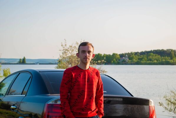  ,   Vladislav, 30 ,   ,   